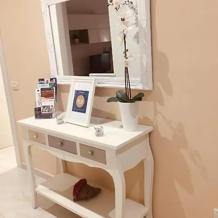 Queen Chic Appartement La Spezia